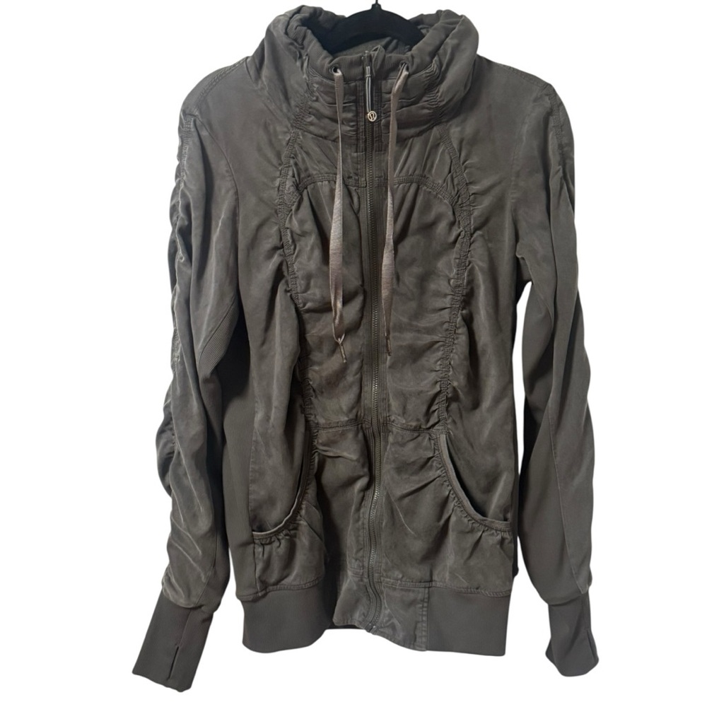 Lululemon Cool Down Reversible Jacket Grey Womens Size 8 Ruched Stretch Dance - Picture 2 of 12